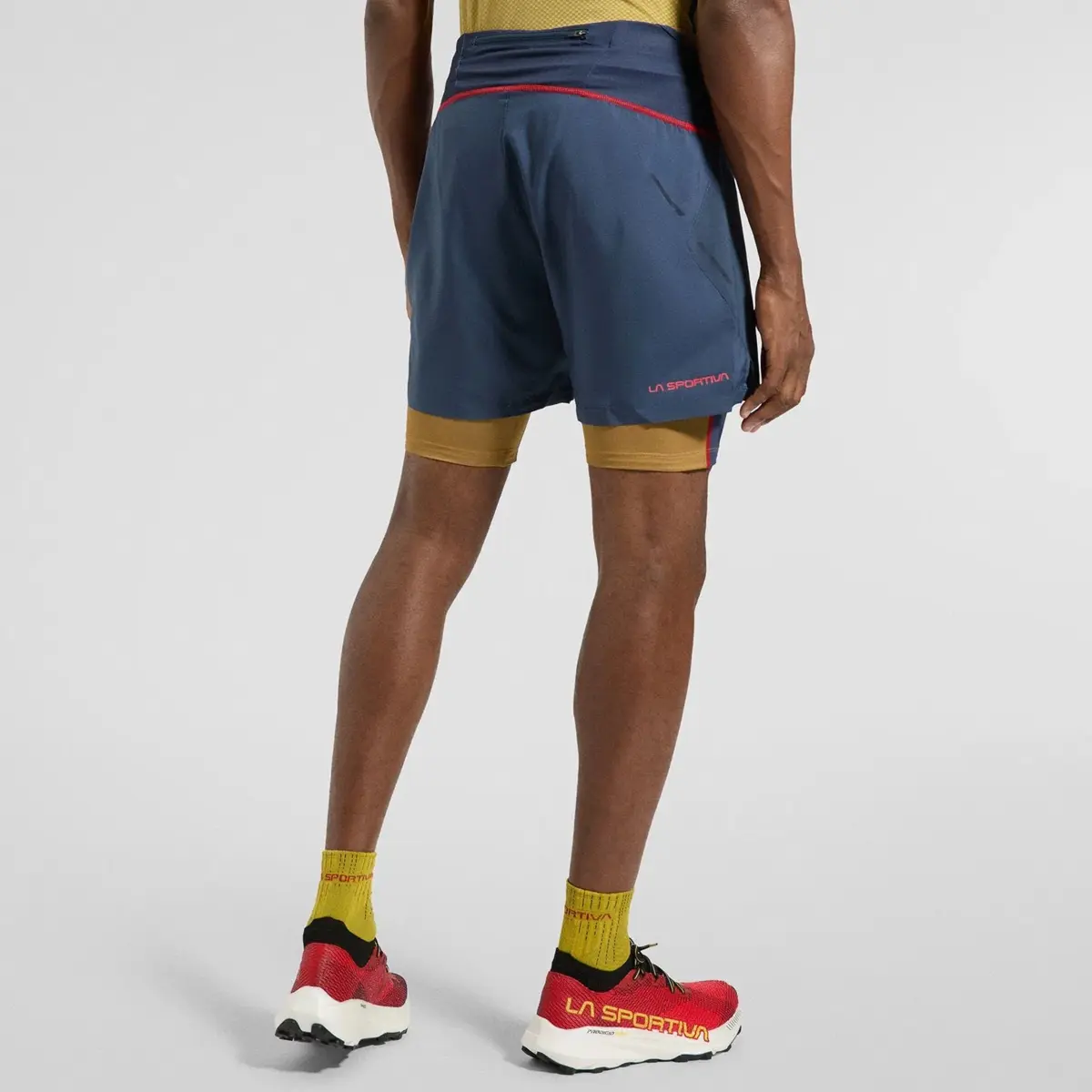 Short Ultra Distance M